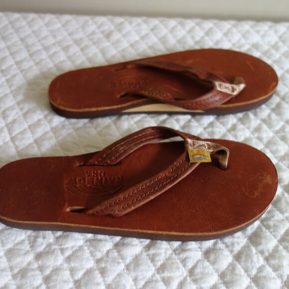 RAINBOW Brown Leather Flip Flops Sandals – Wmns 8? - Picture 2 of 8